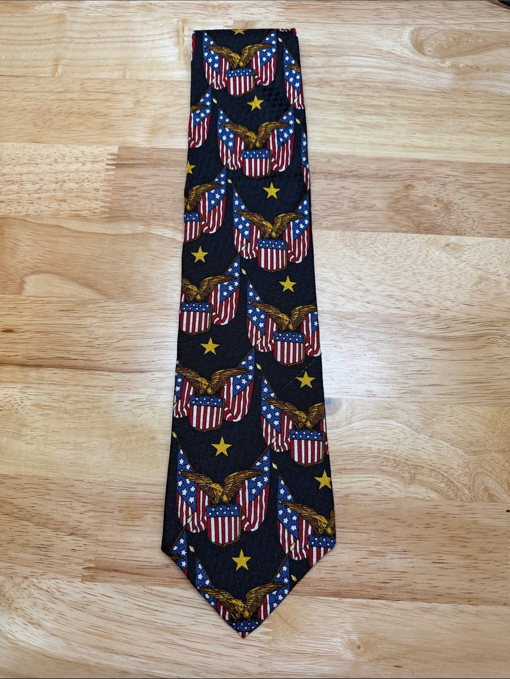 Men's Patriotic Eagle & Flag Necktie